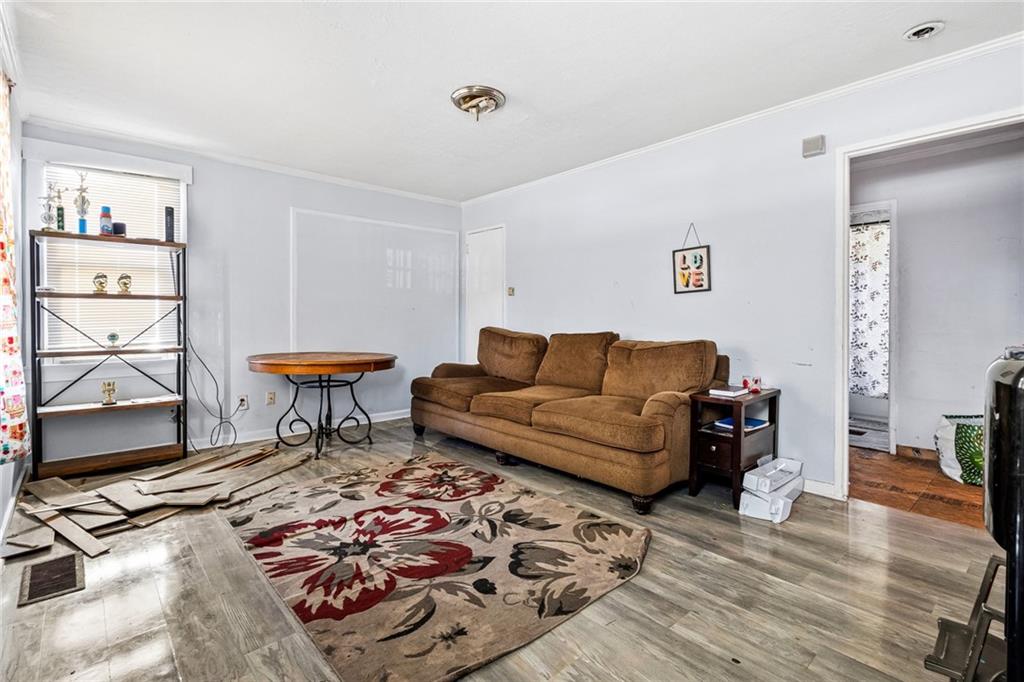 2215 Penelope Street NW