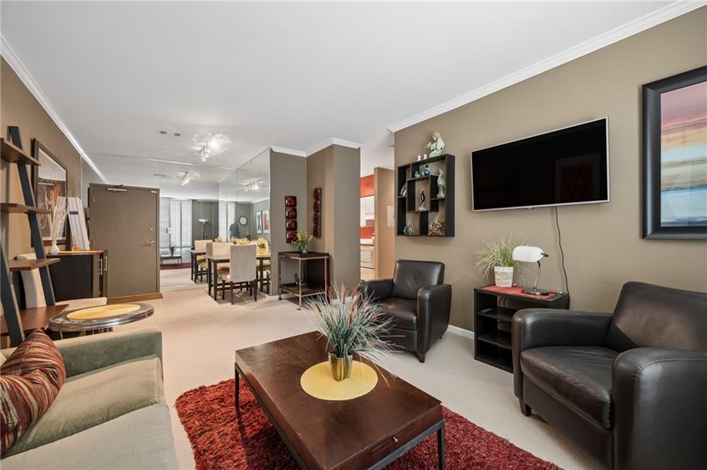 1421 Peachtree Street NE 212