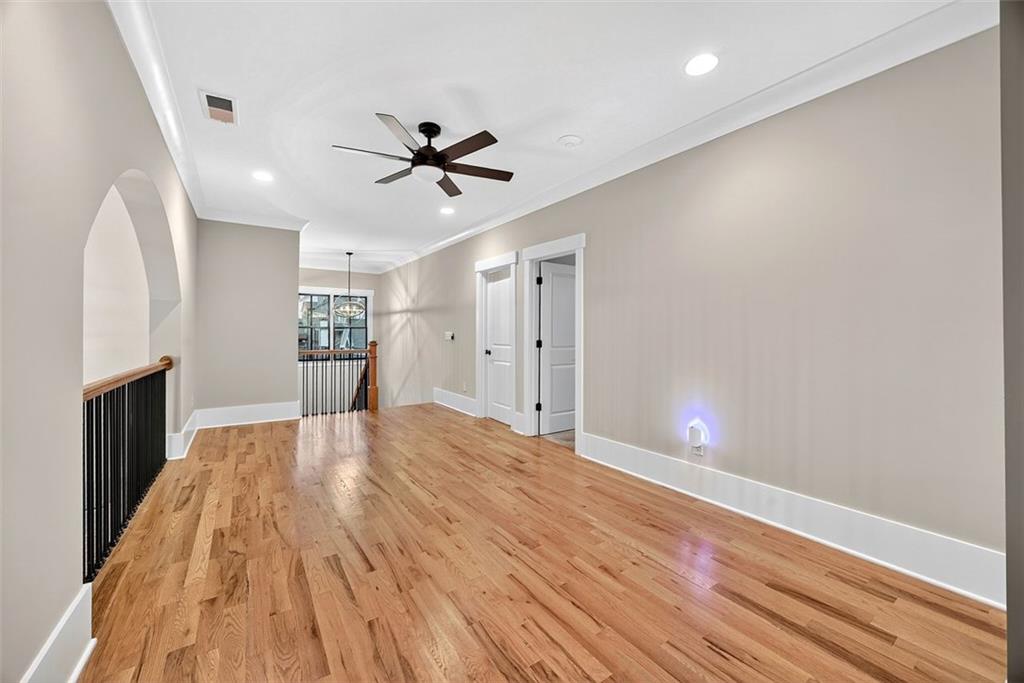 Ellis - Residential