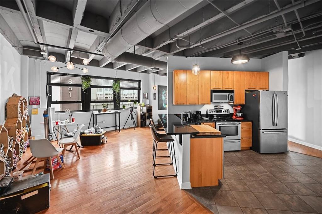 878 Peachtree Street NE 504