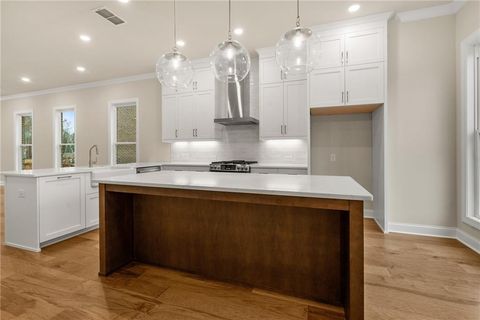 169 Wards Crossing Way 125 Johns Creek GA 30022