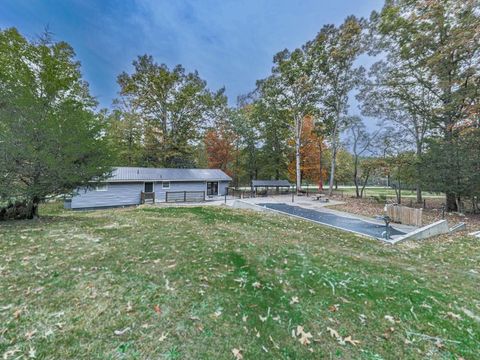 A home in Adairsville