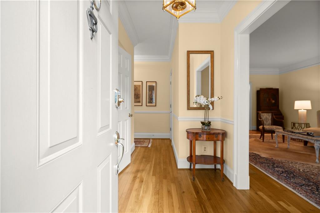 40 Ivy Chase, Atlanta, Georgia image 2