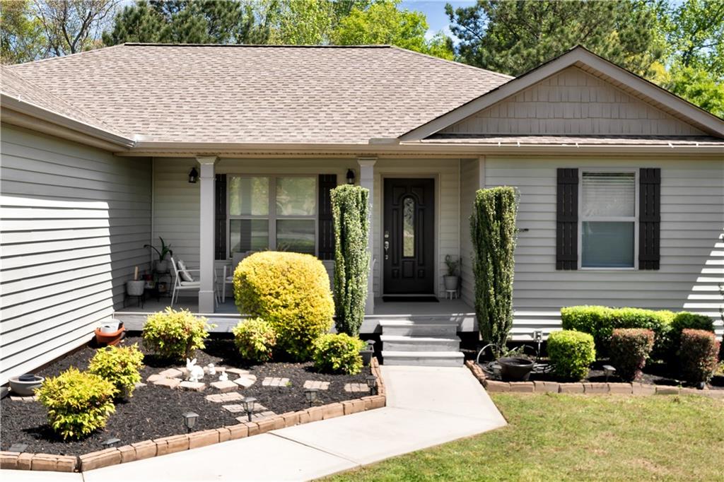 1751 Miller Springs Drive, Bethlehem, Georgia image 4