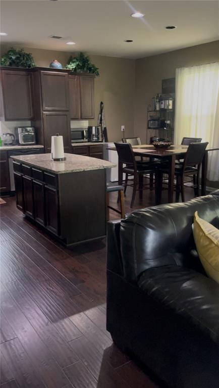 2490 OAKLEAF Ridge