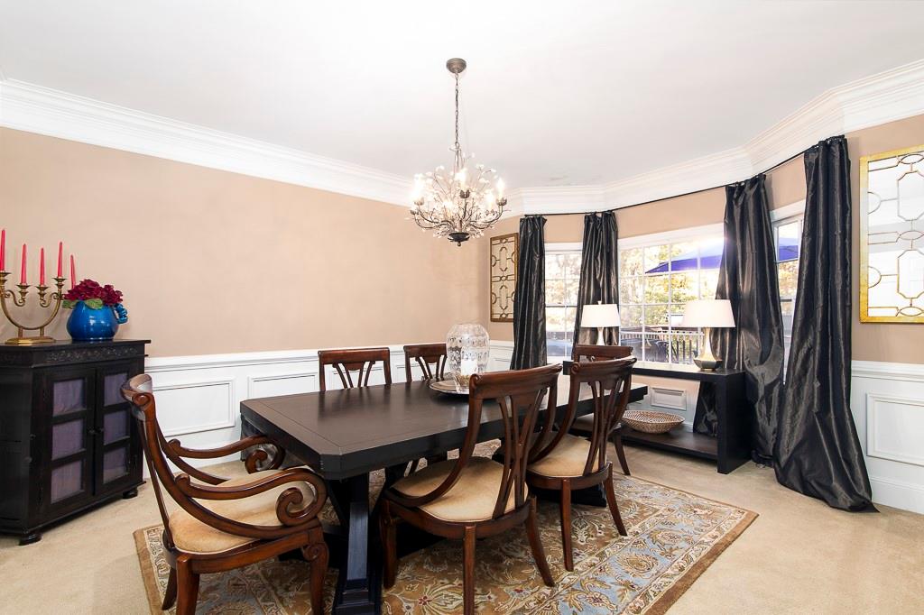 135 Lazy Laurel Chase