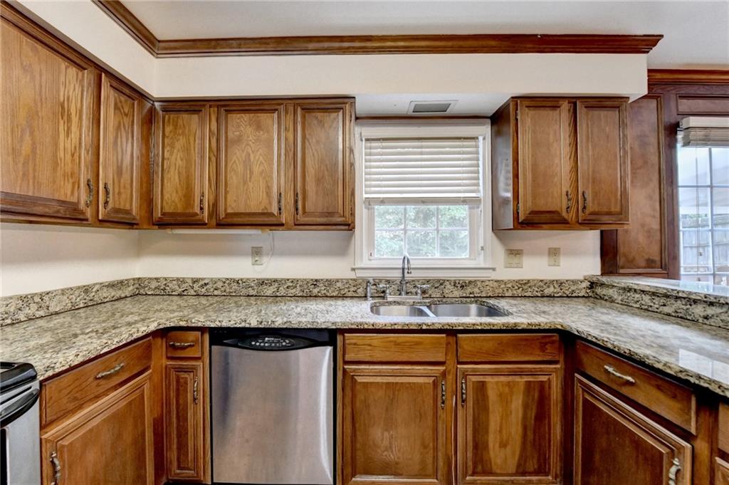 478 Guilford Circle, Marietta, Georgia image 21