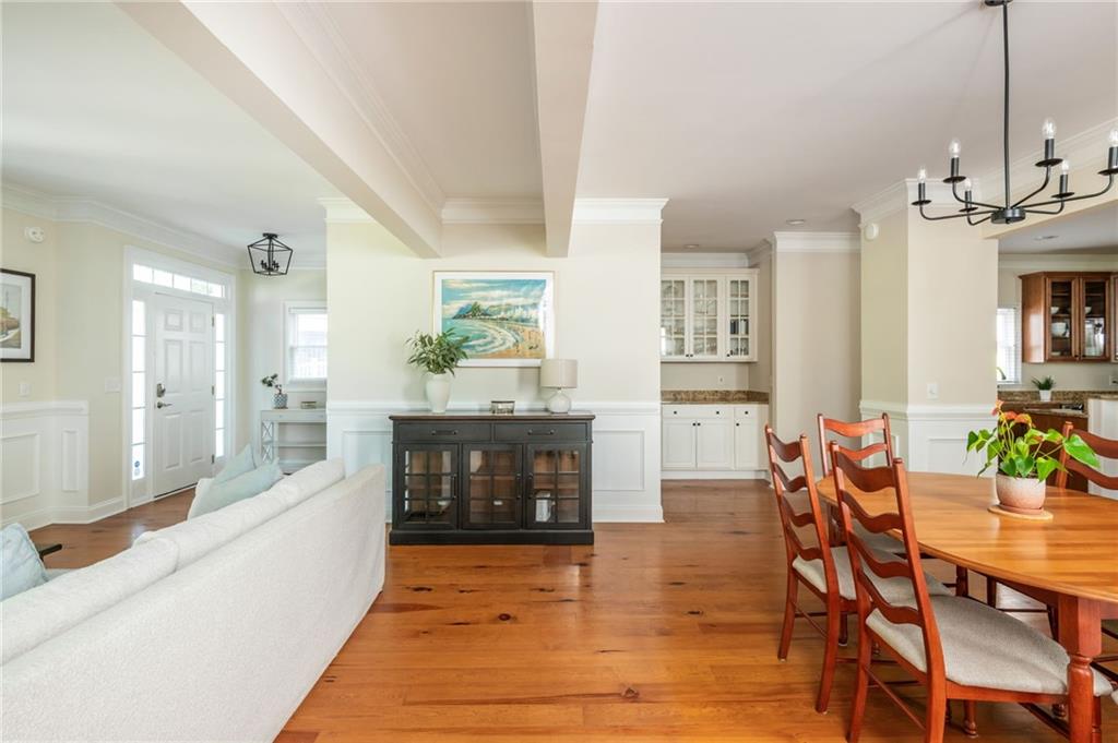 3230 Cates Avenue NE