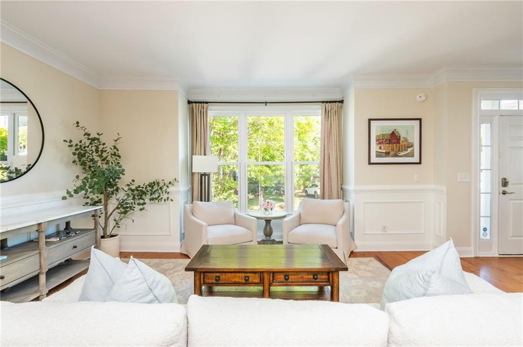 3230 Cates Avenue NE