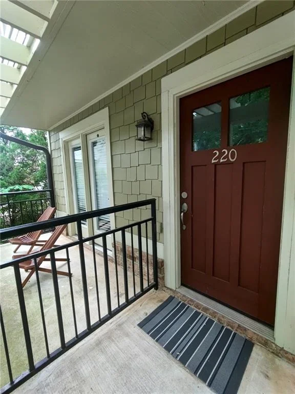 660 Barnett Shoals Road Unit 220