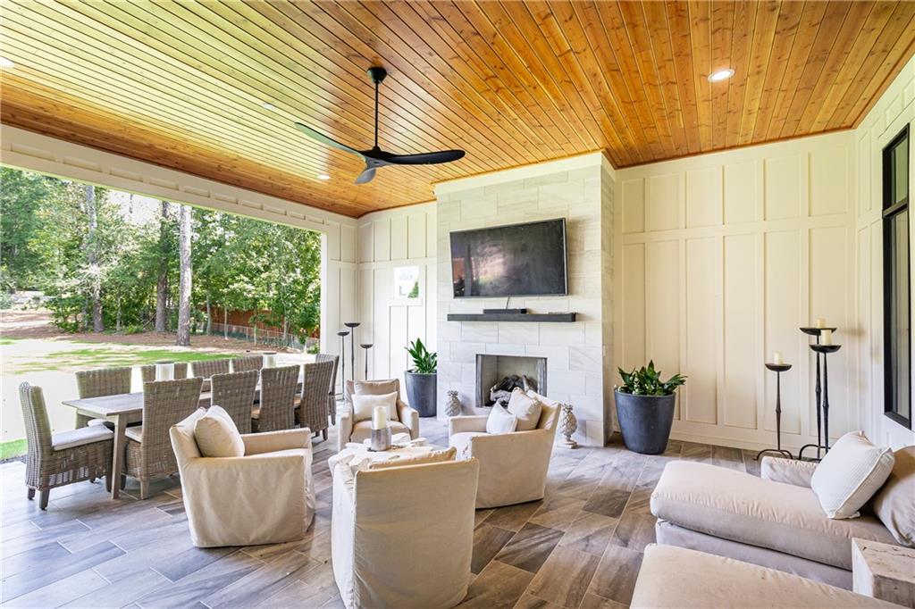 Sanders Field Estates - Residential