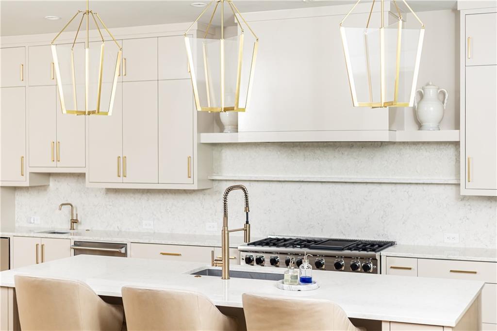 Sanders Field Estates - Residential