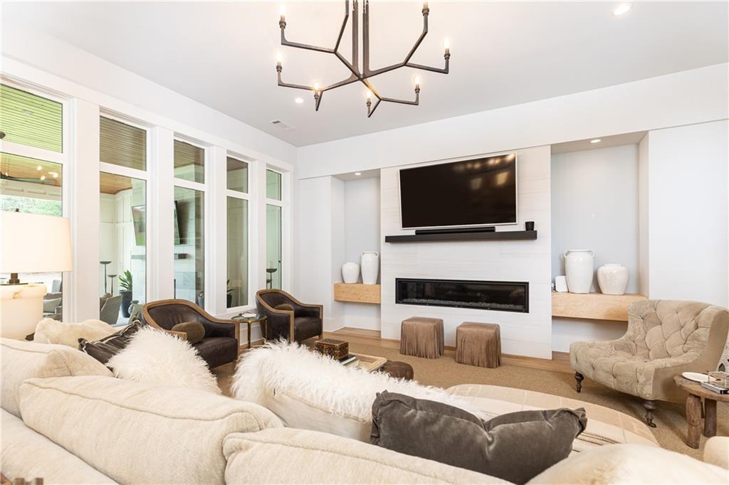Sanders Field Estates - Residential
