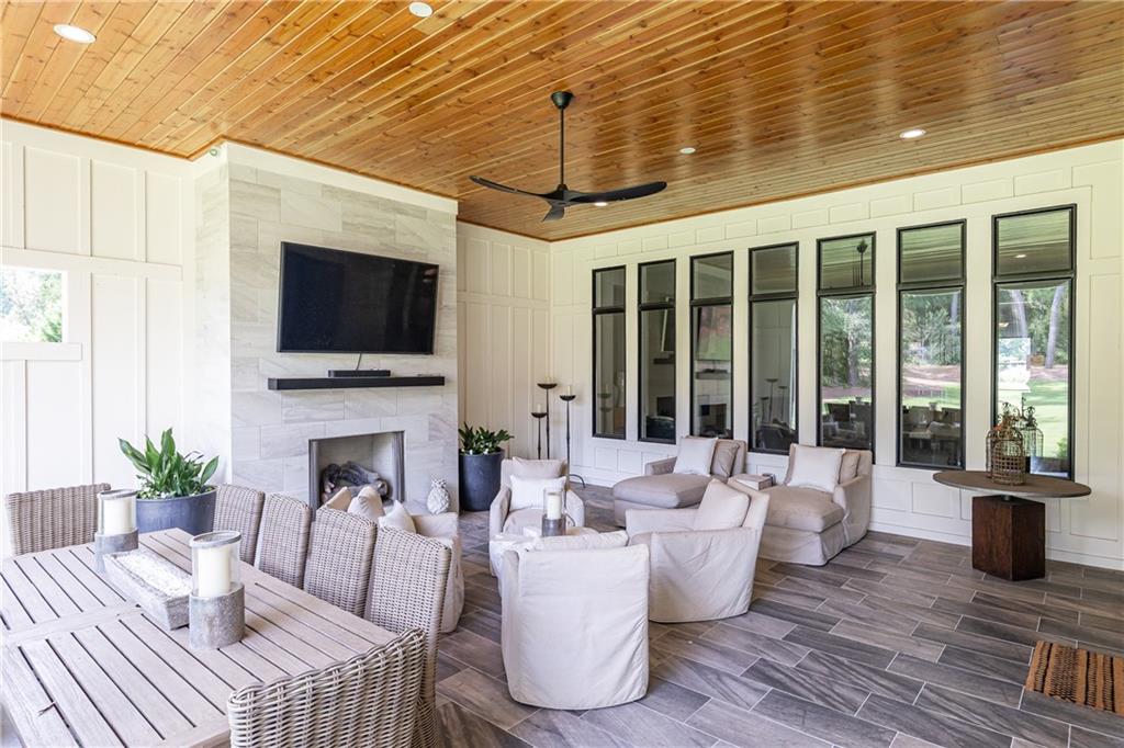 Sanders Field Estates - Residential