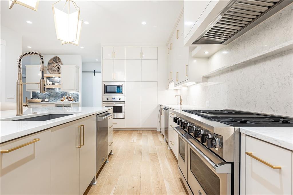 Sanders Field Estates - Residential
