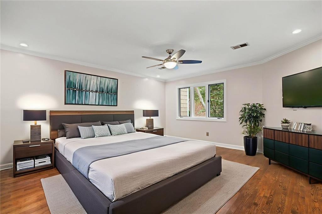 6 Alston Place NE Place NE