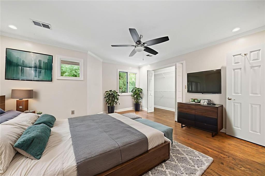 6 Alston Place NE Place NE