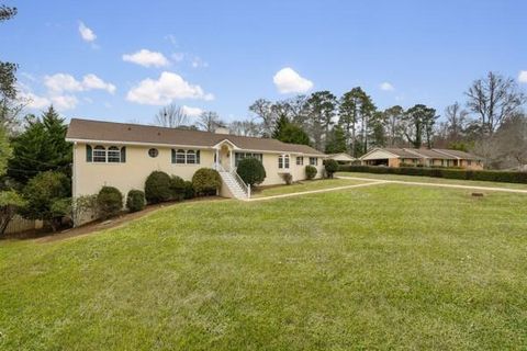 Single Family Residence in Athens GA 715 Riverhill Drive.jpg