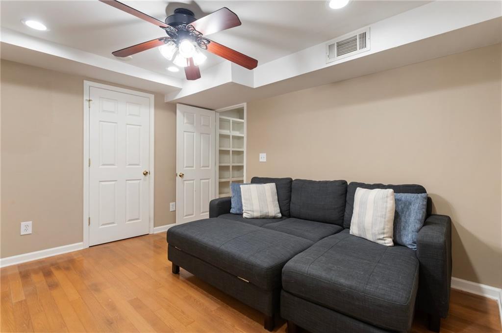 6637 Oak Farm Drive, Acworth, Georgia image 37