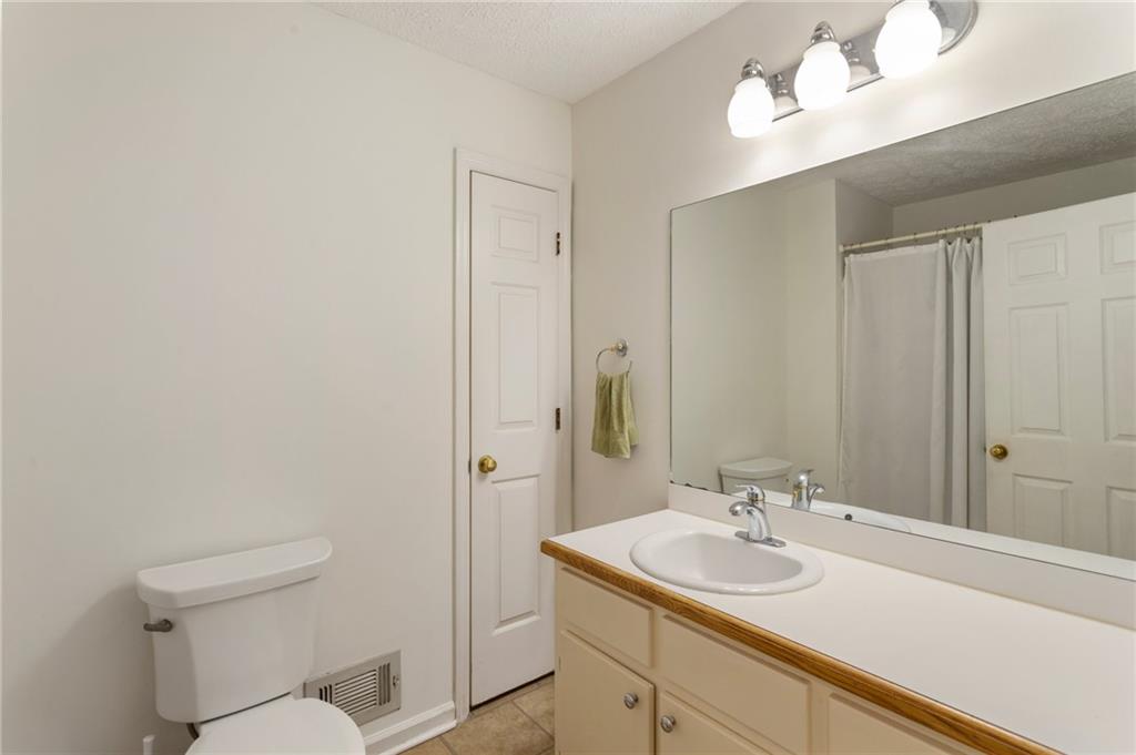 6637 Oak Farm Drive, Acworth, Georgia image 30