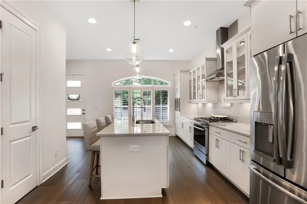 Sandy Springs, Georgia 30342, United States, 3 Bedrooms Bedrooms, ,4 BathroomsBathrooms,Residential,Coming Soon,144245