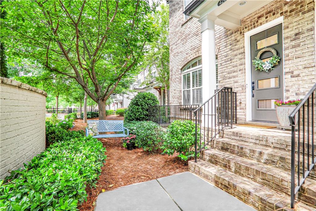 4202 Deming Circle