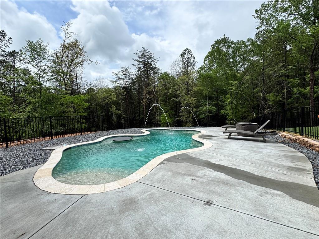 16 Mountain Creek Trail NE