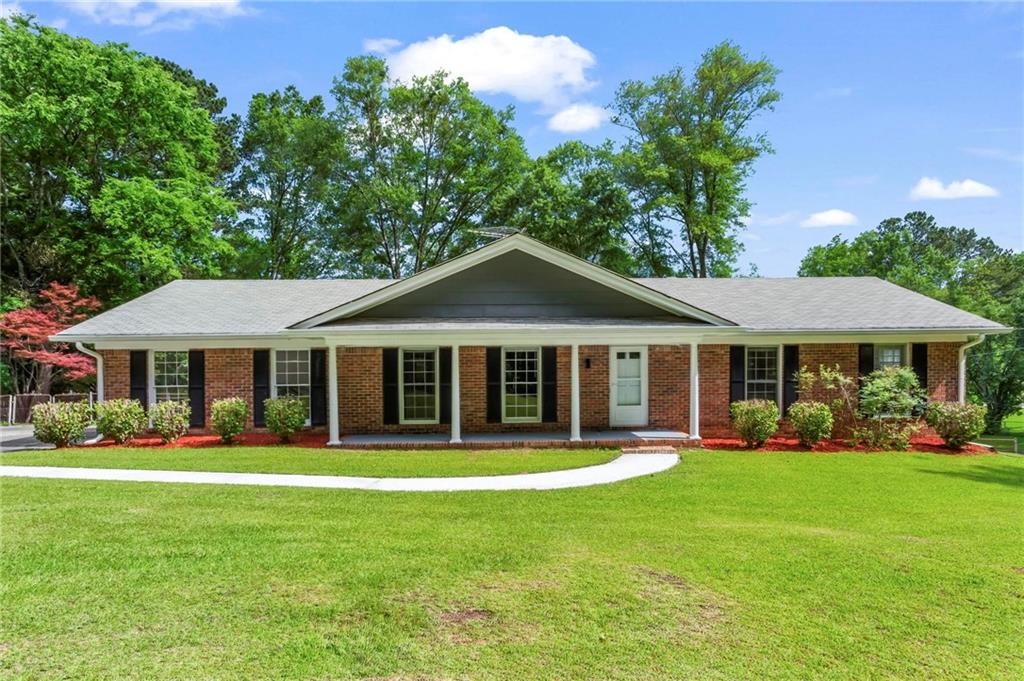 8415 Ridge Road, Fairburn, Georgia image 1