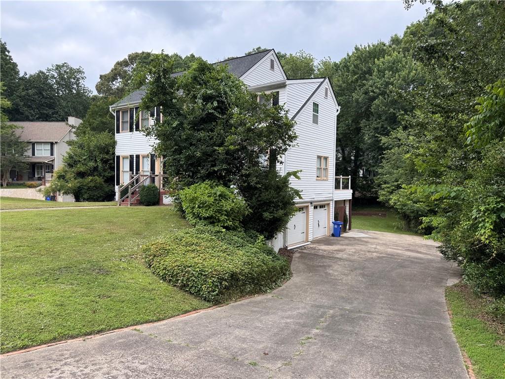 592 Long Oak Drive