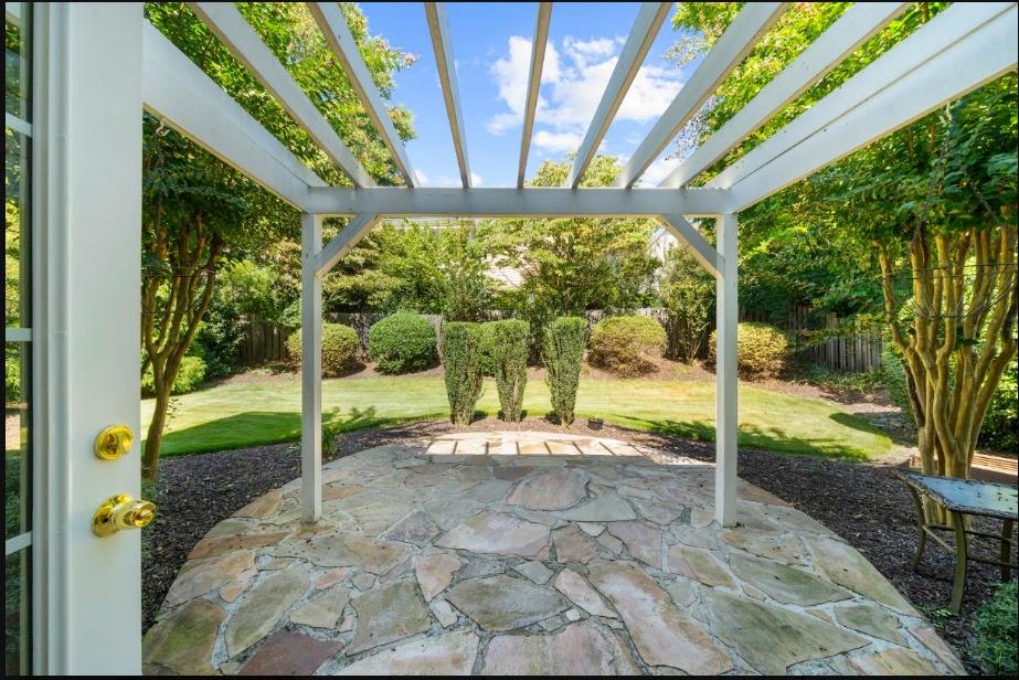1010 Bradford Drive, Roswell, GA, 30076 1010 Bradford Drive