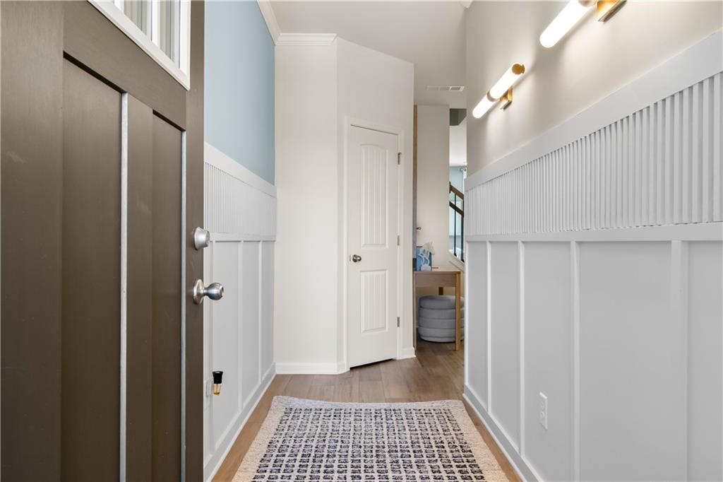 180 Abbotts Crossing Circle