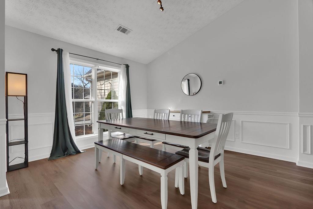 2516 Briar Valley Way