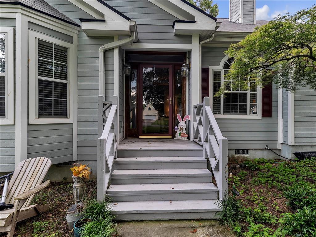 104 Blue Holly Drive NE