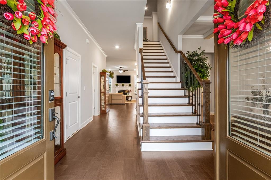 1604 Falcon Court