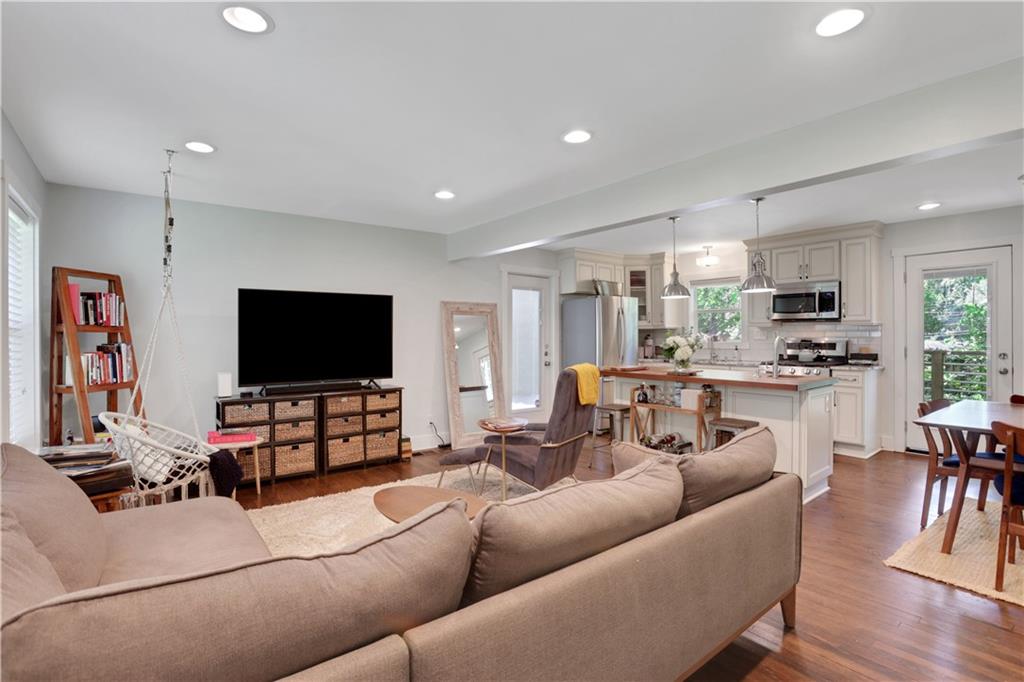 3093 Del Monico Drive