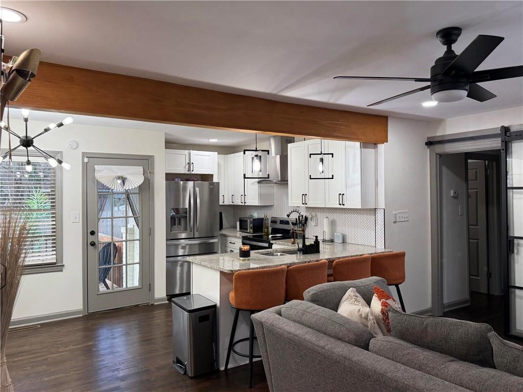 2719 Plantation Drive