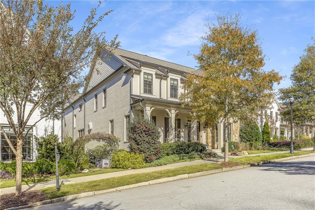 251 Chastain Park Drive NE