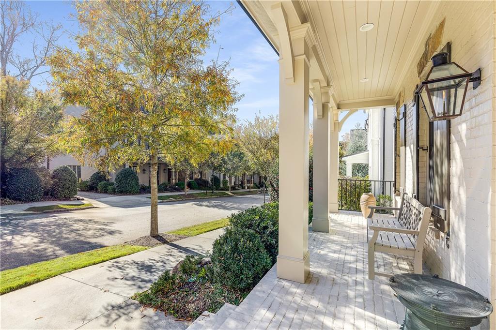 251 Chastain Park Drive NE