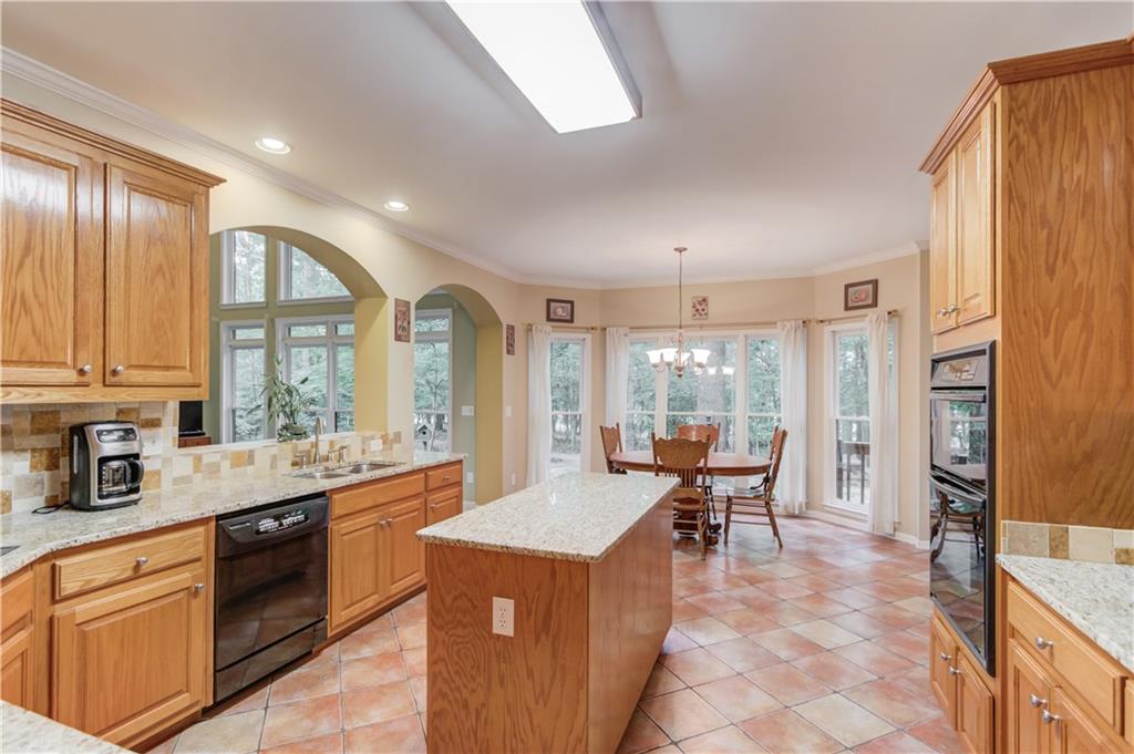 4975 Duncans Lake Drive, Buford, Georgia image 17