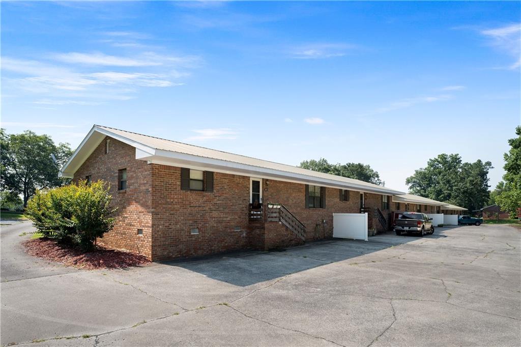 621 Nicklesville Road NE