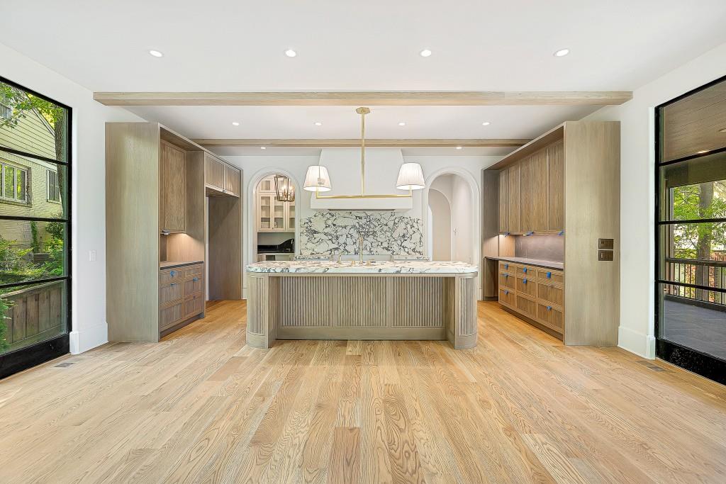 1026 Reeder Circle, Atlanta, Georgia image 7