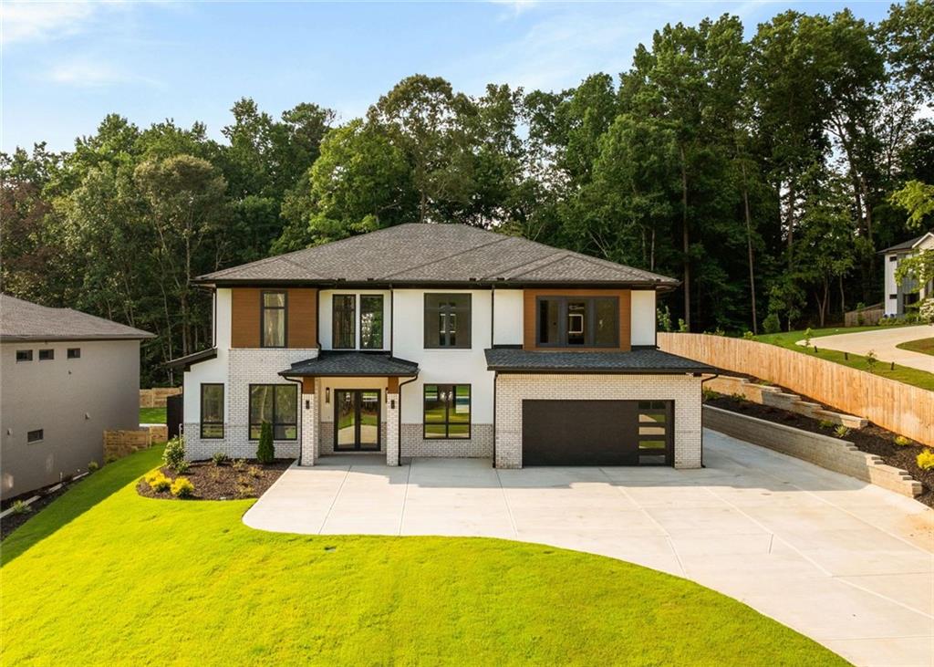 816 Riverside Road
