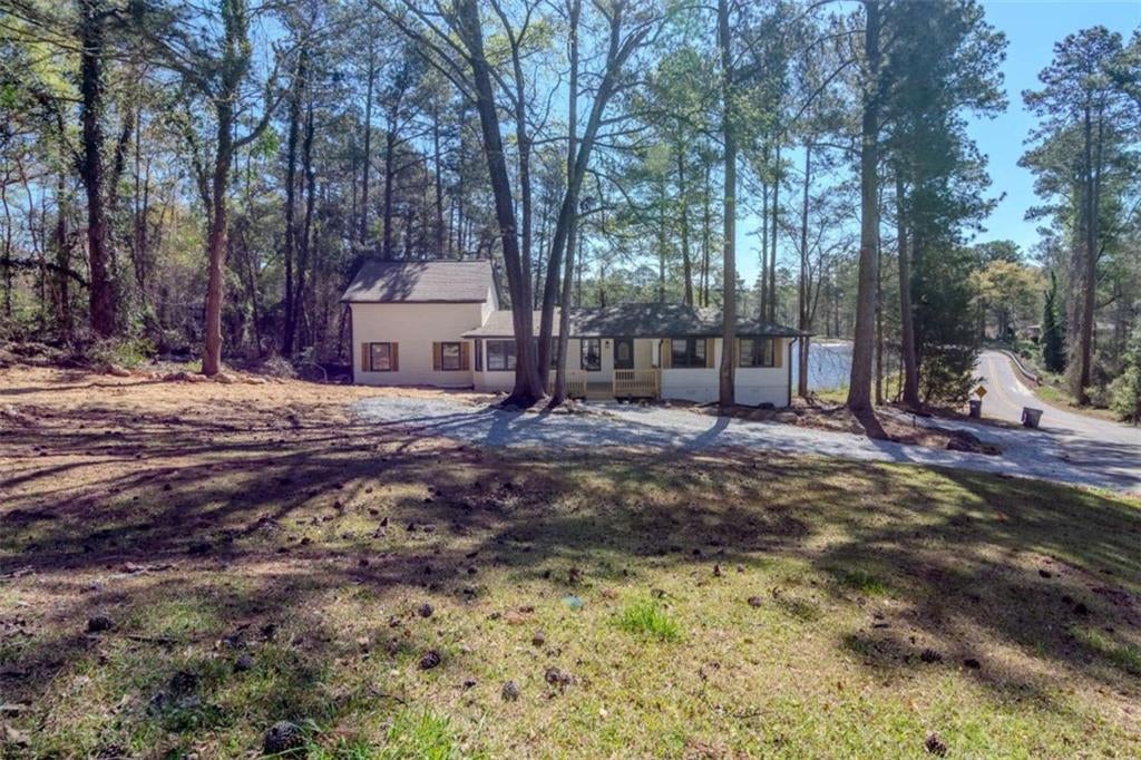 2541 Winding Lake Trail