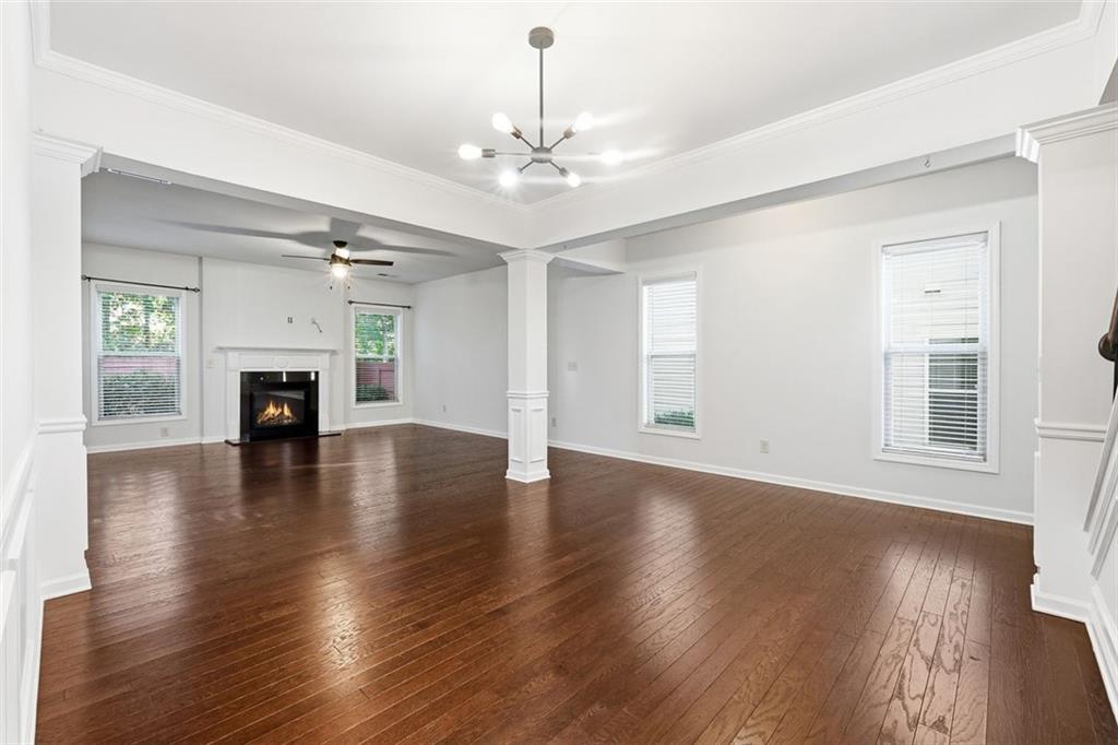 5875 WEDDINGTON Drive