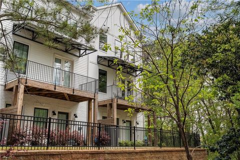 Photo of 2004 Oak Lane NW, Atlanta, GA 30318 (MLS # 7745622)