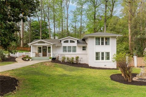 Photo of 2171 Azalea Circle, Decatur, GA 30033 (MLS # 7749145)