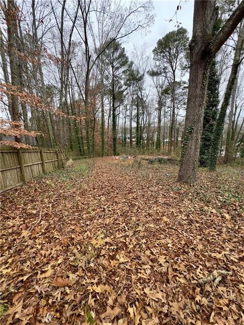 Vacant Land For Sale - 2152 Chestnut Place<br/> Lithia Springs, GA 30122