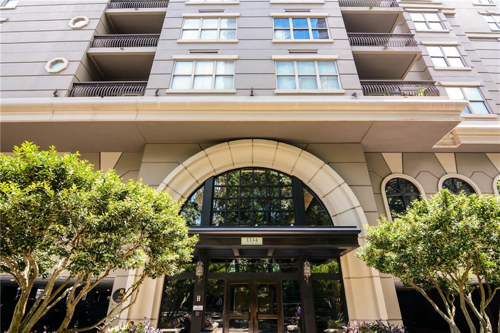 3334 Peachtree Road NE 1208