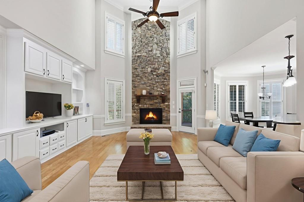 3311 Marina View Way