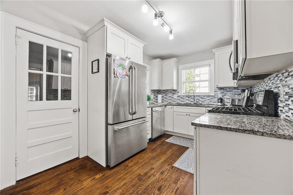Jefferson Park - Residential